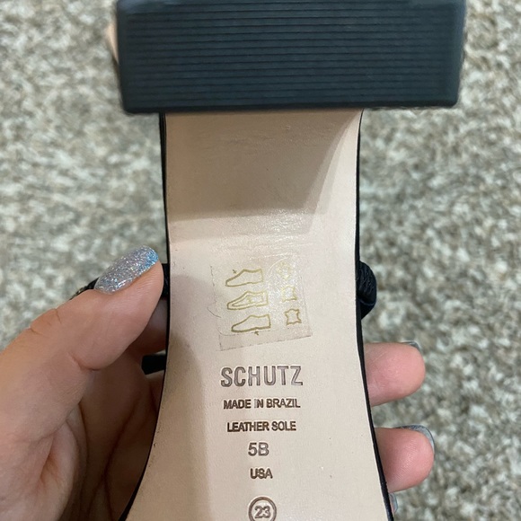 Schutz new size 5 - Picture 6 of 6